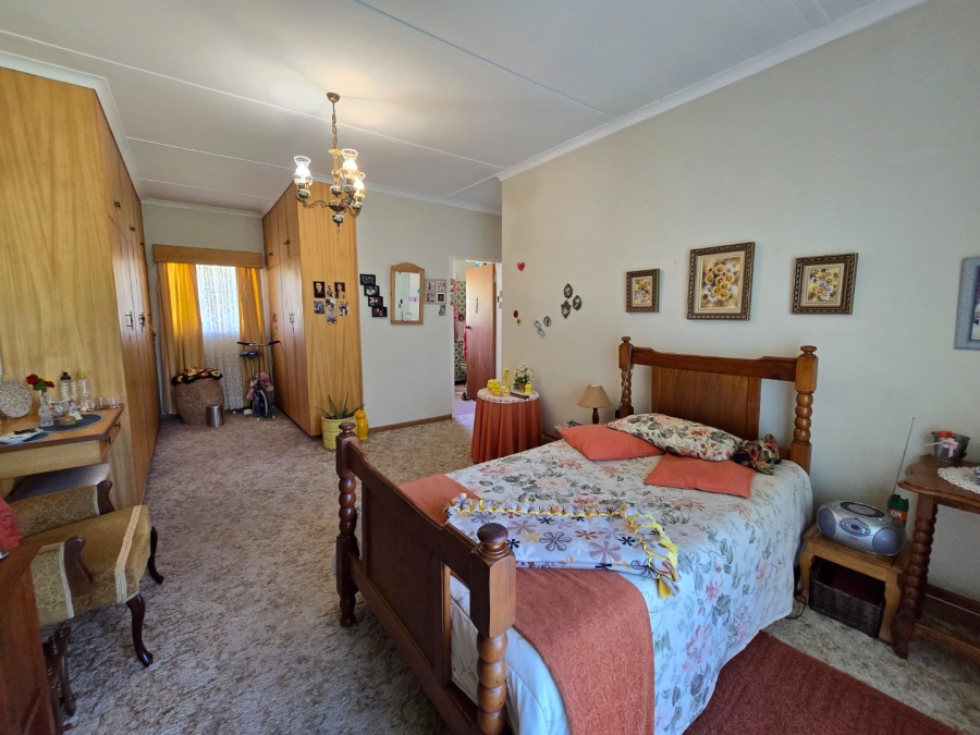 4 Bedroom Property for Sale in Helicon Heights Free State